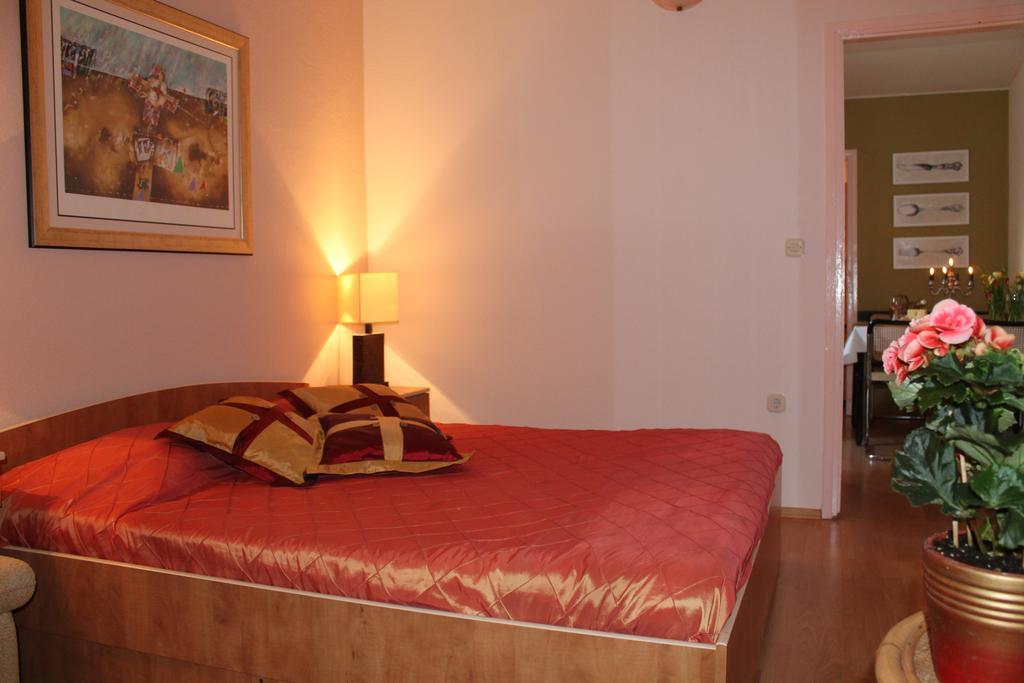 Villa Bougenvilia Tomas Tučepi Εξωτερικό φωτογραφία